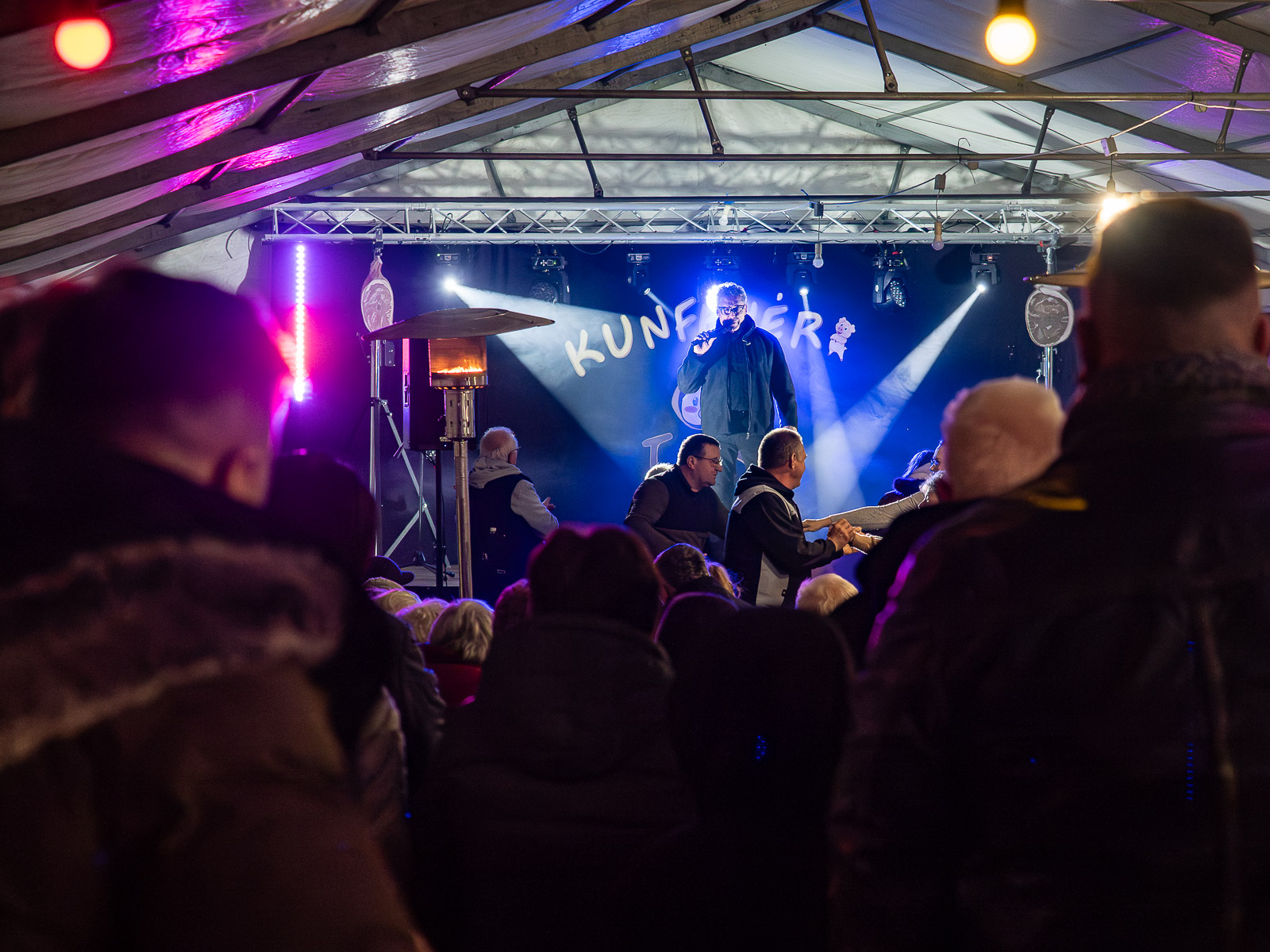 Hangosítási és hangtechnikai szolgáltatások